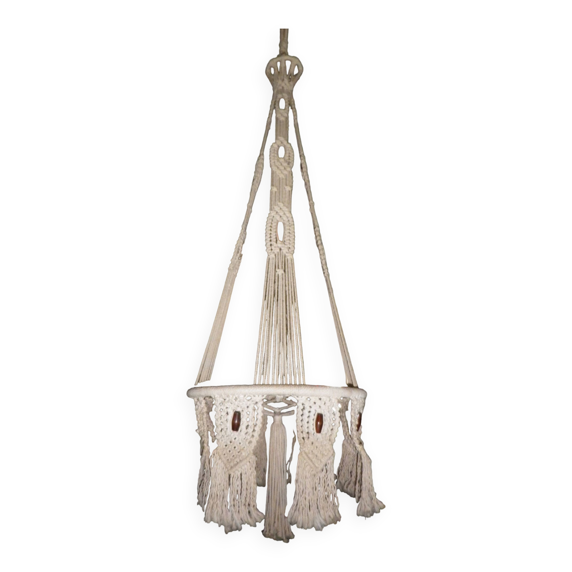 Macrame suspension