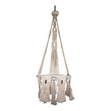 Macrame suspension