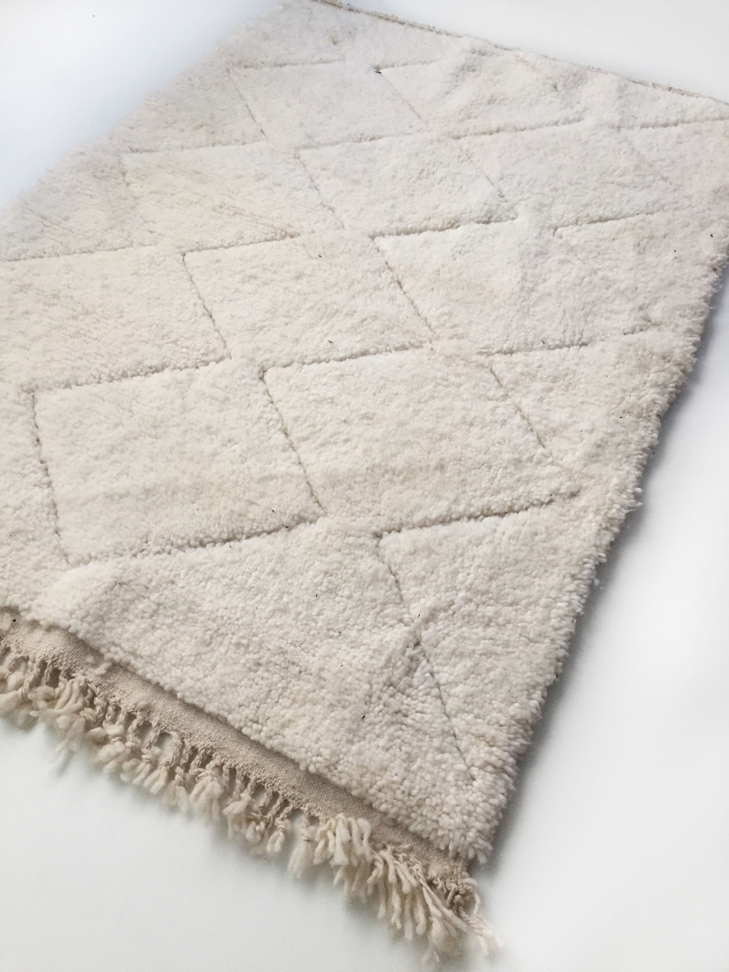 Moroccan Berber carpet Beni Ouarain 145x100cm