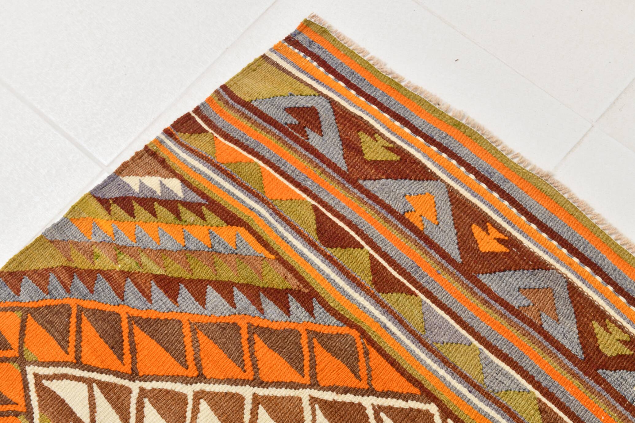 5x7 Rug For Living Room Scandinavian Vintage Kilim Rug, 155x224Cm SK 2309