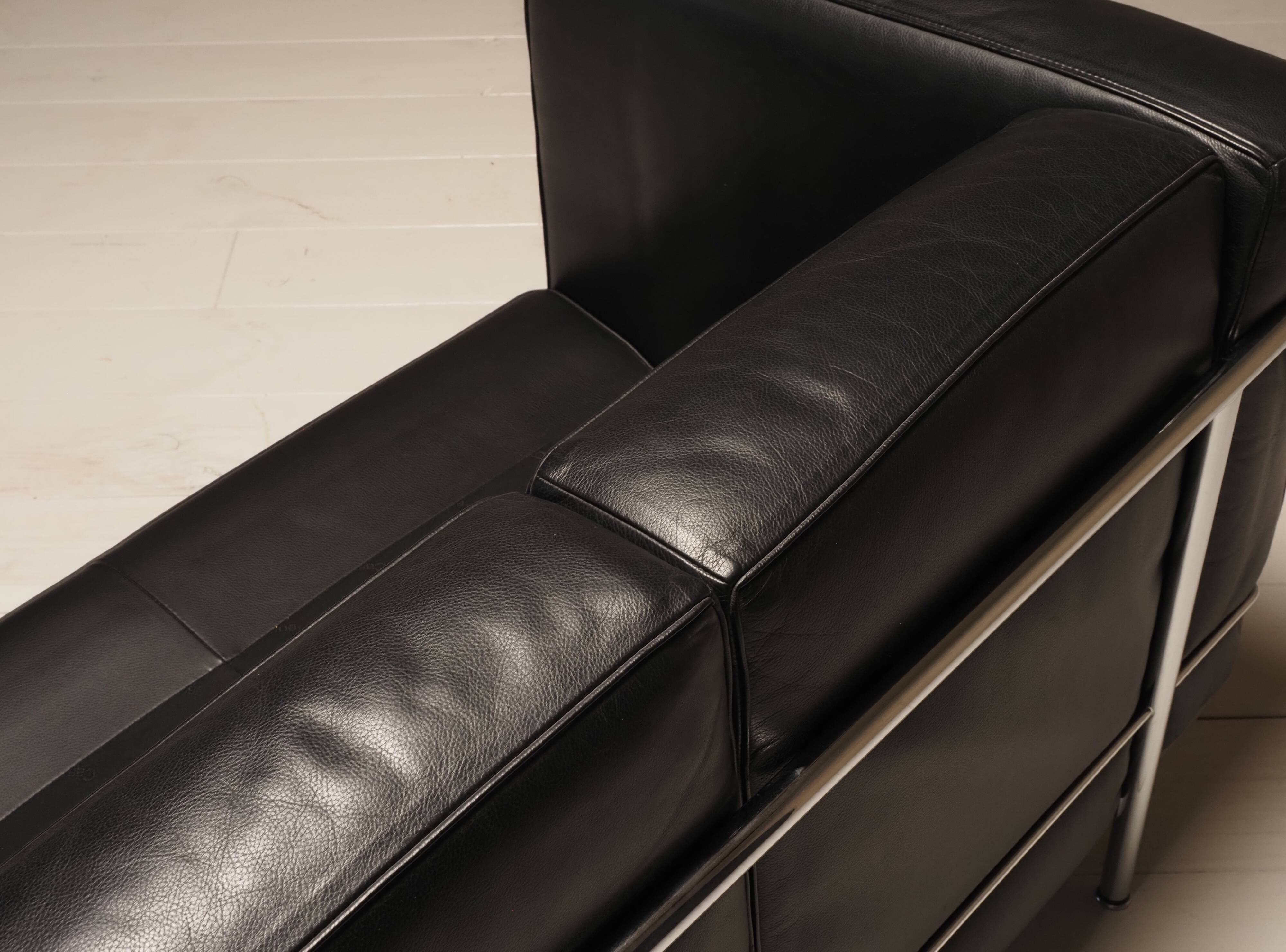 Cassina LC2 vintage two-seater sofa by Charlotte Perriand and Le Corbusier