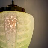 Suspension globe vintag in green clichy glass