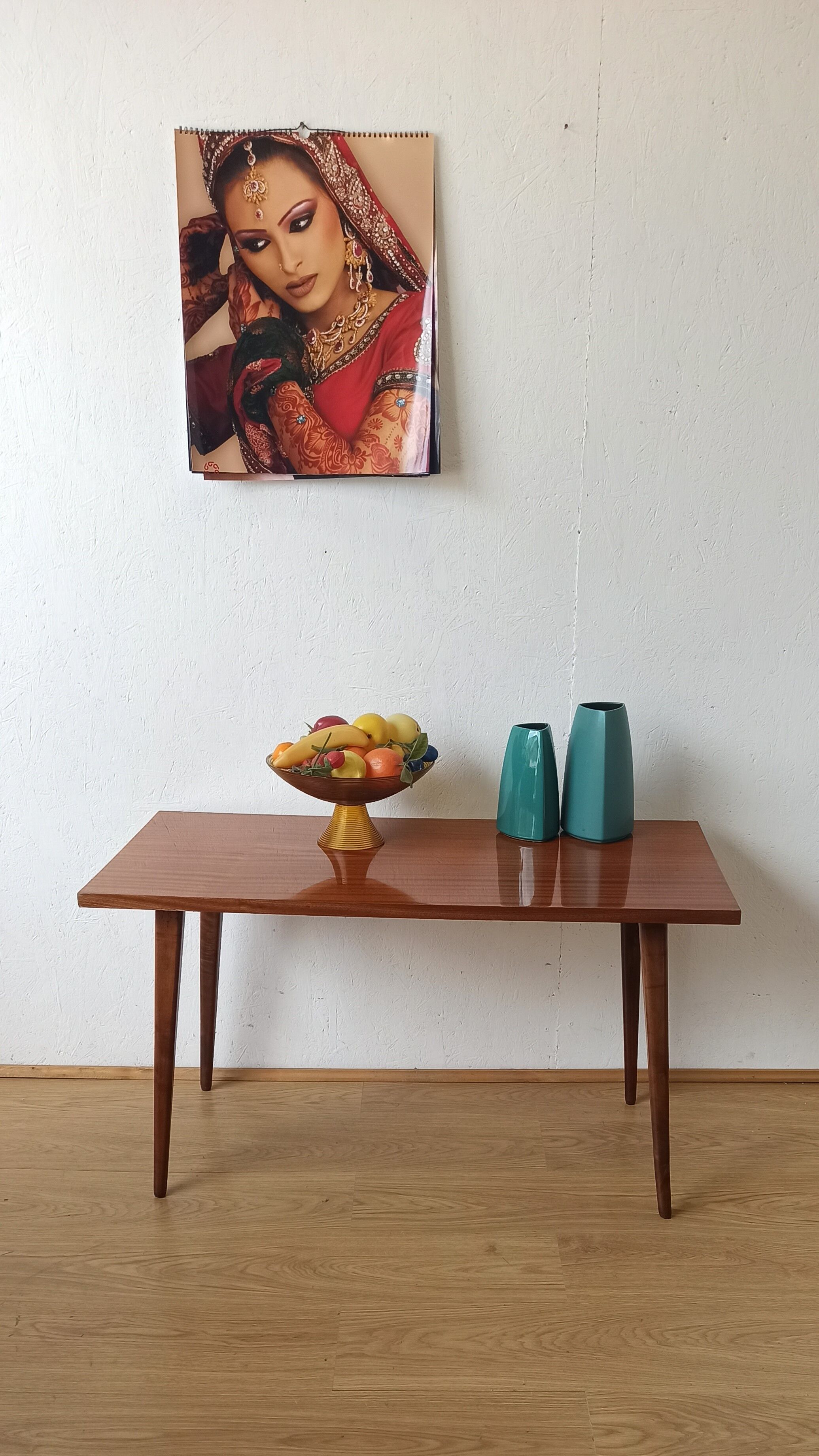 Vintage coffee table, 1970