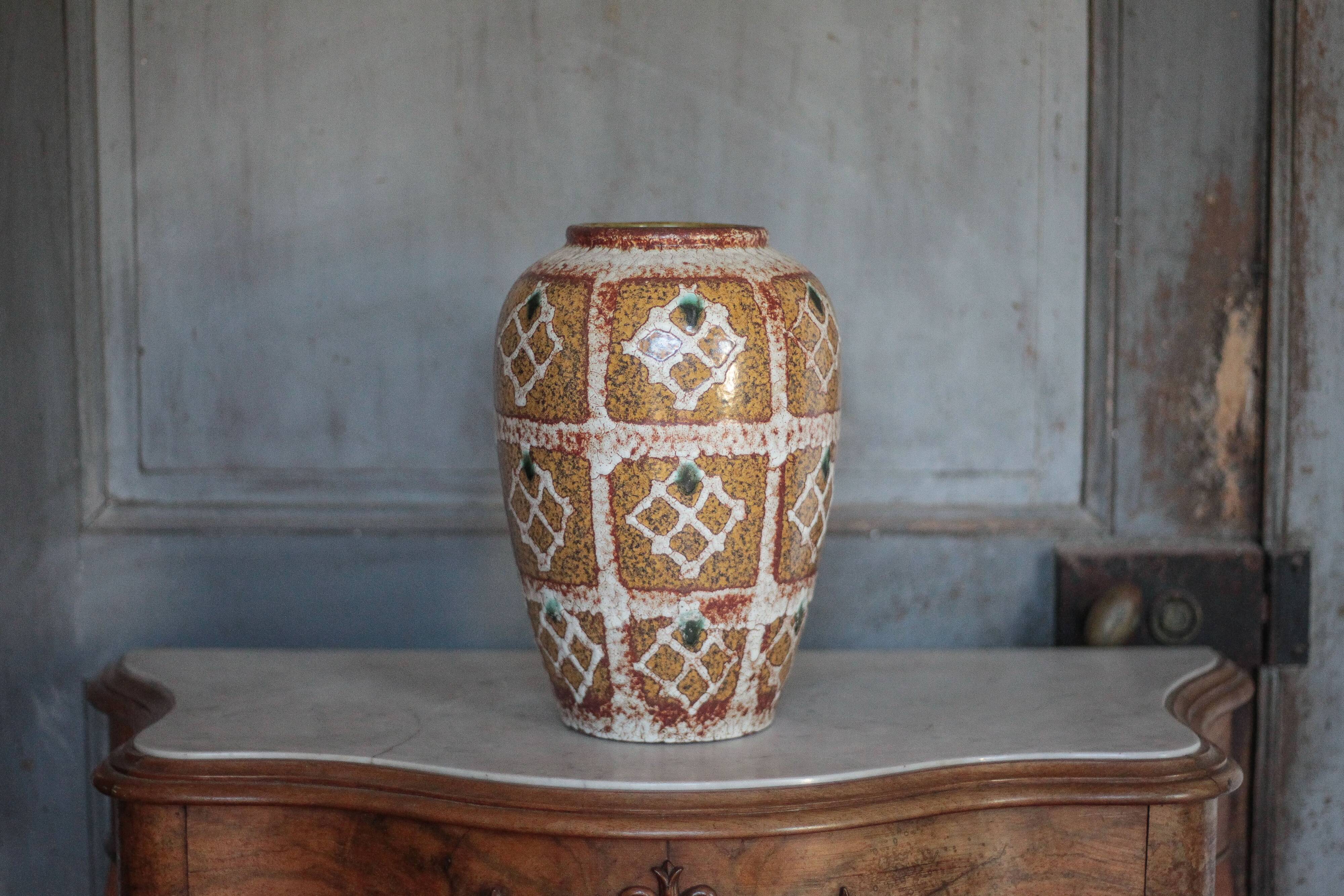 West German Jasba Keramik vase, marked 126/28, flower pot