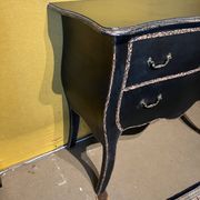 Commode de Style néo-Louis XV , laquée en noir , 2 tiroirs
