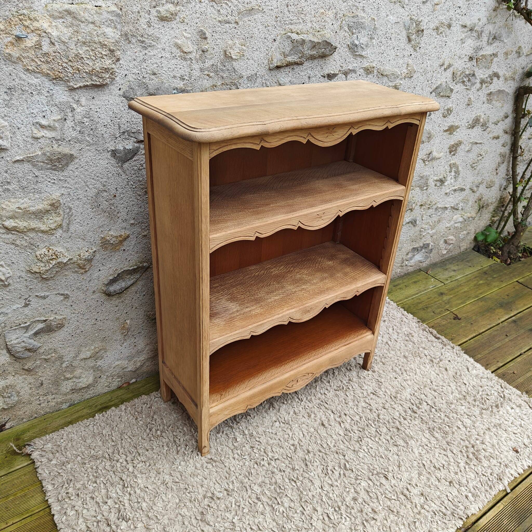 Small bookcase