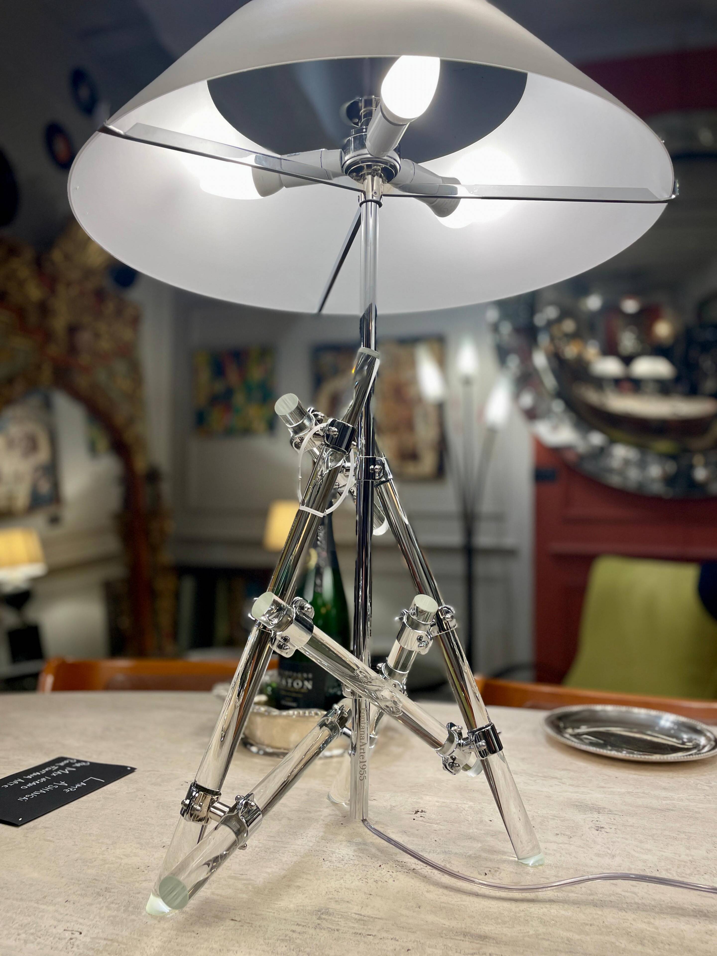Ashanghai lamp published by Fontana Arte by Max Ingrand