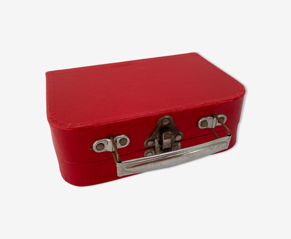 Valisette rouge des années 60