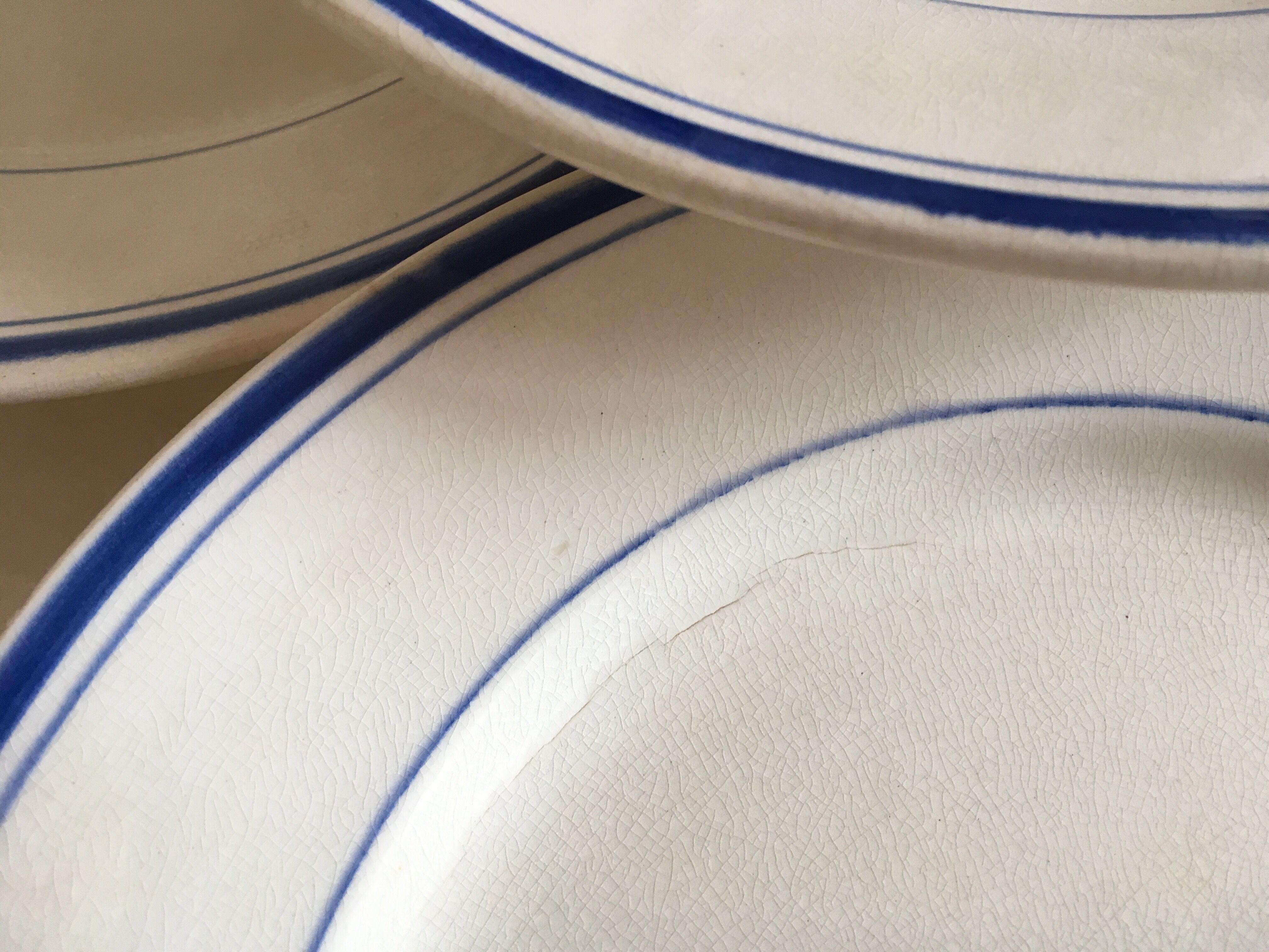 set of 9 flat plates of iron earth in 1920 Grigny fillets