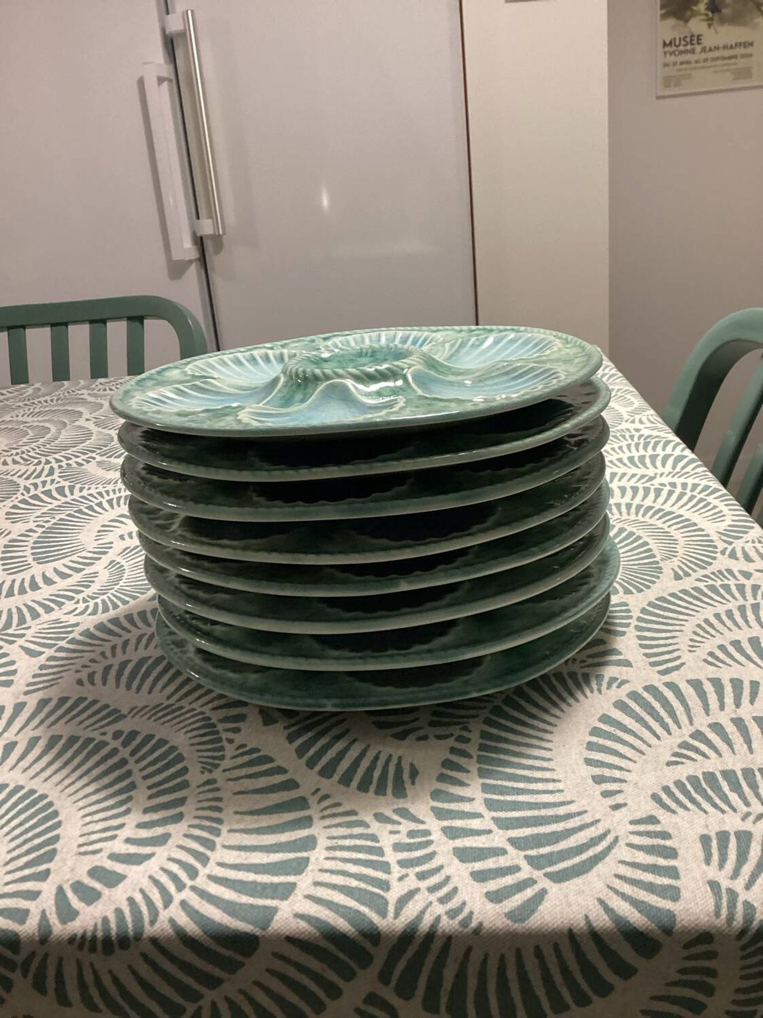 Oyster plates