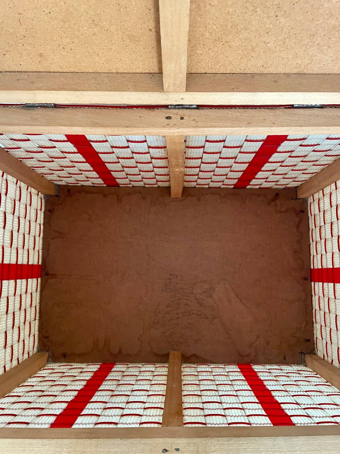 Vintage scoubidou storage chest 1960