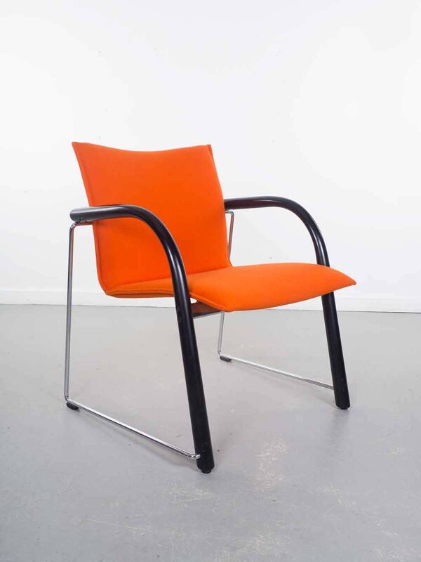 Thonet chair – Wulf Schneider & Ulrich Böhme