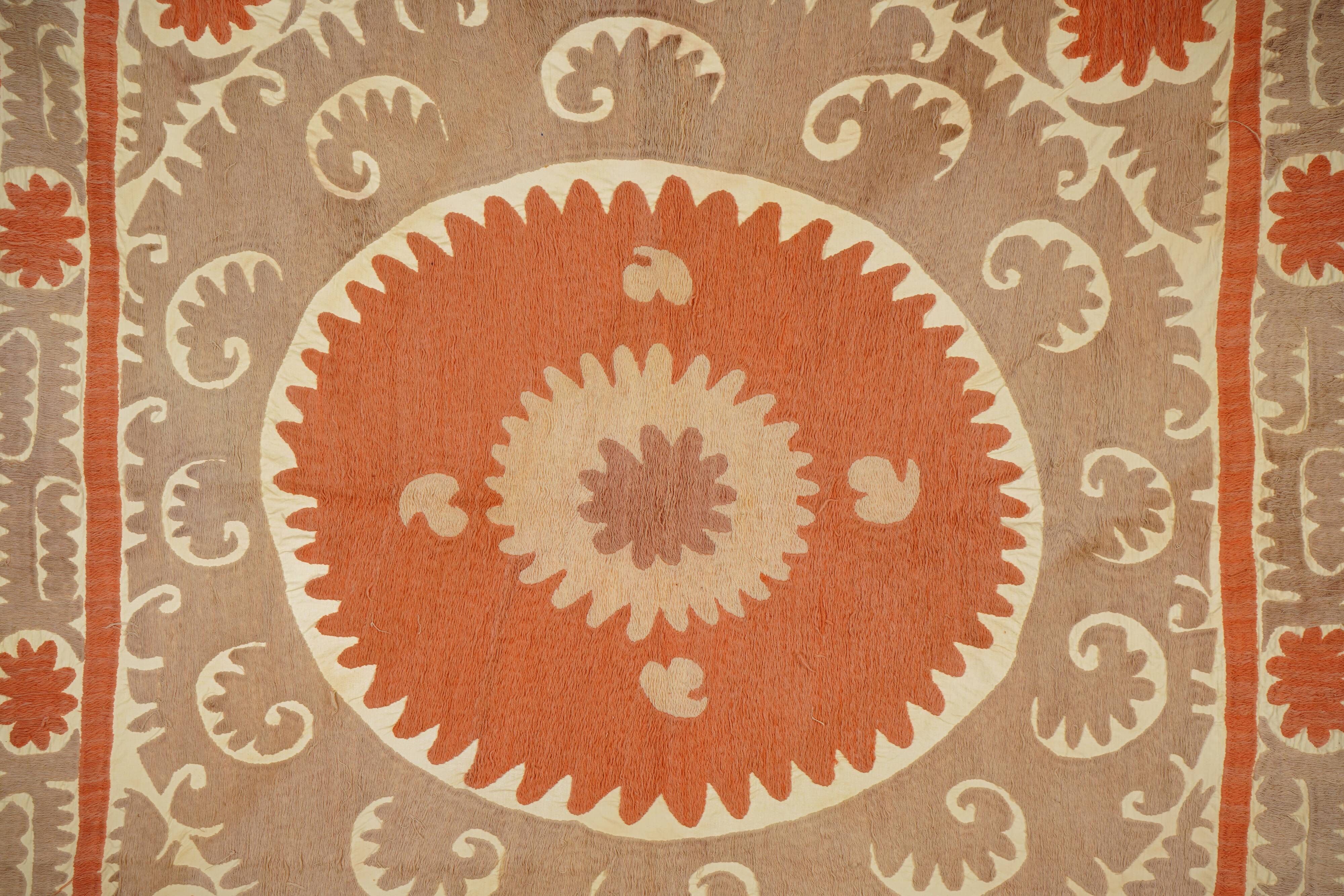 Vintage Turkish hand-knotted rug 140x145 cm