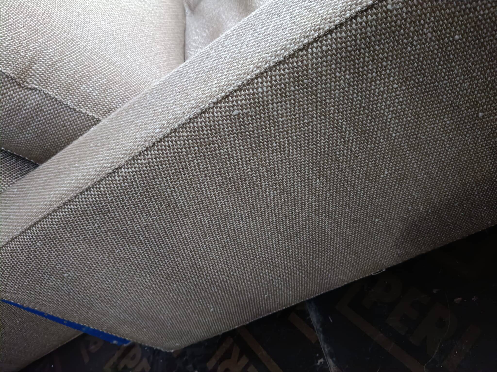 Paire de fauteuils des années 1960