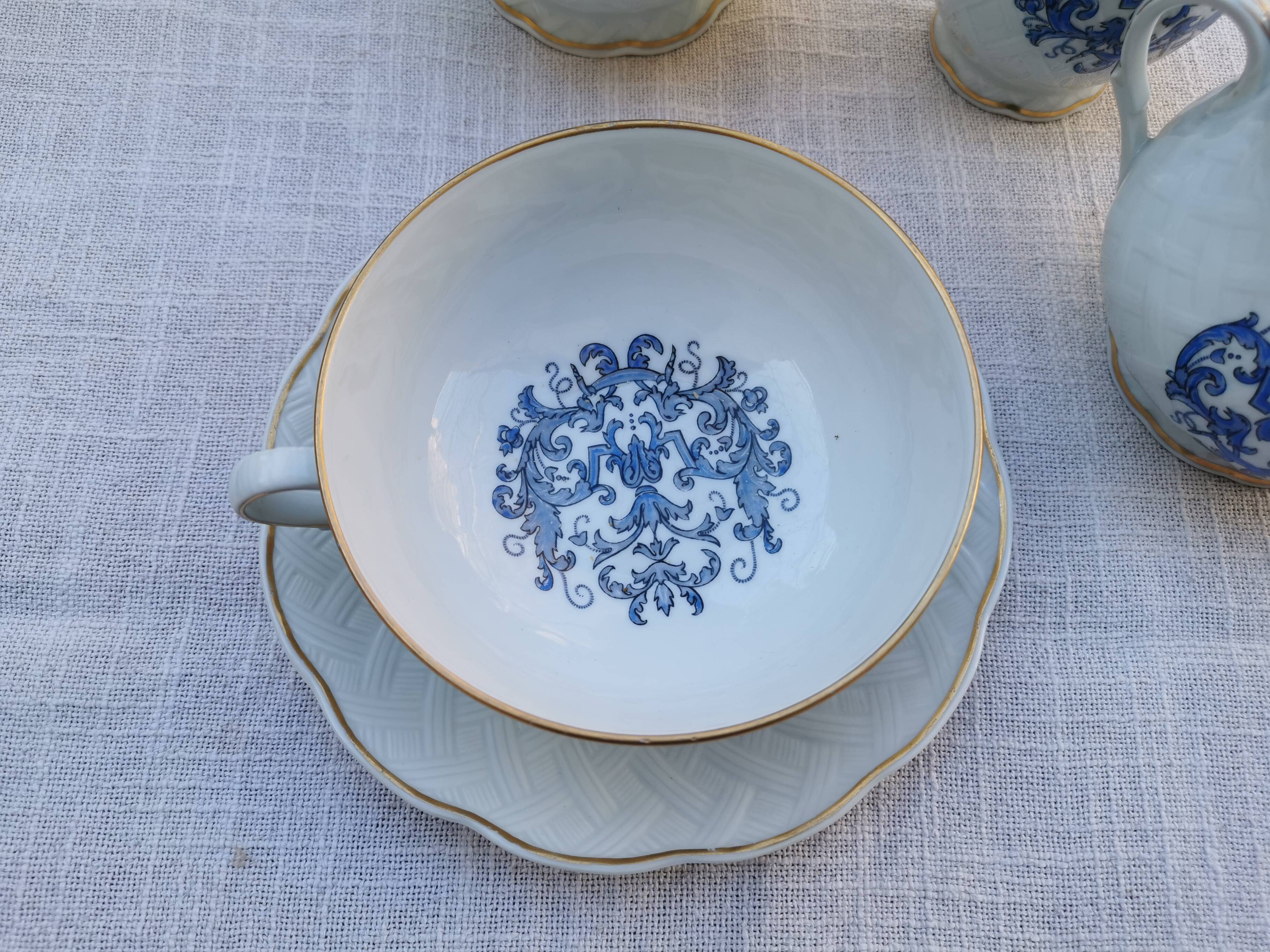 Bernardaud Limoges Louis XIII porcelain service