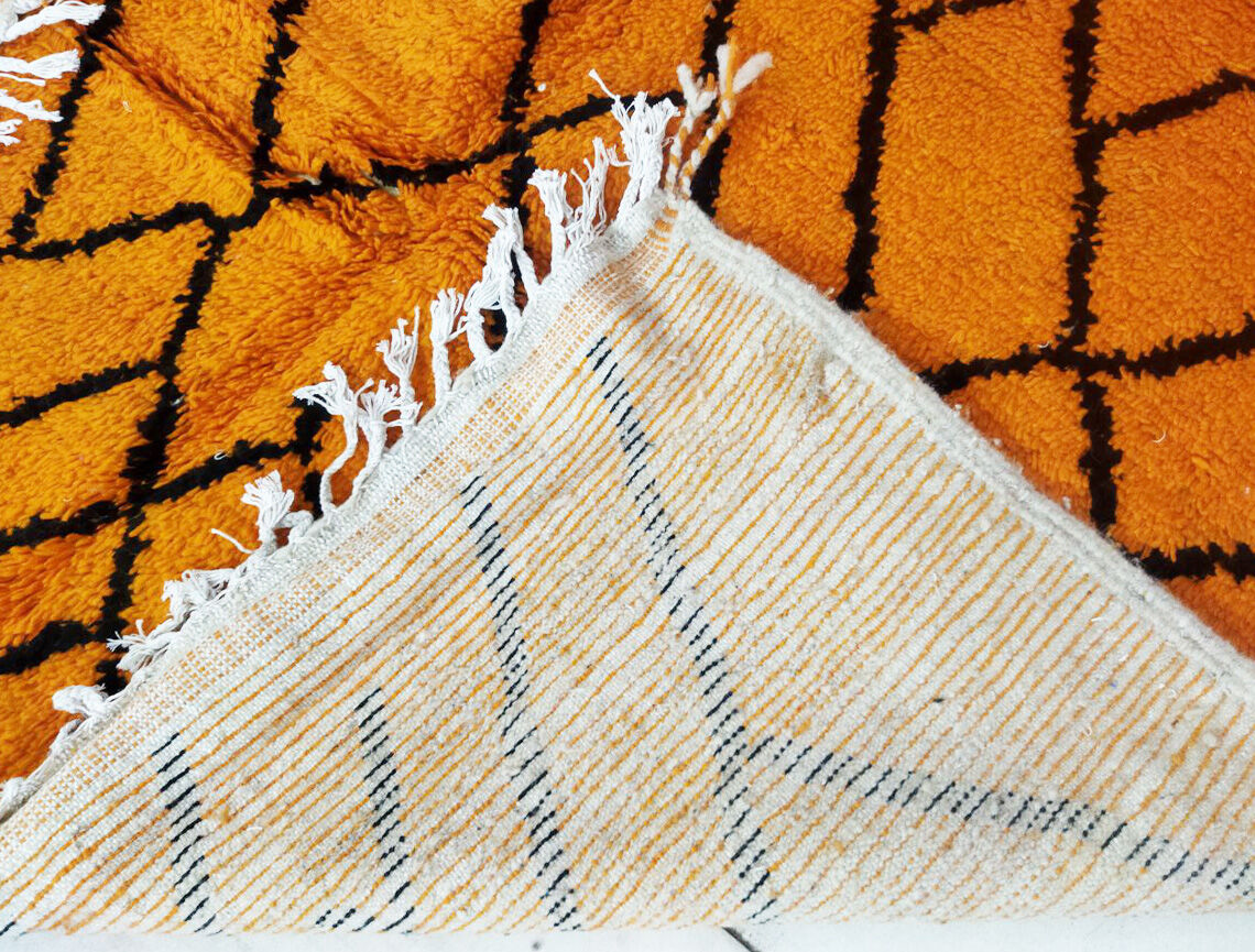 Moroccan berber rug 304x186cm