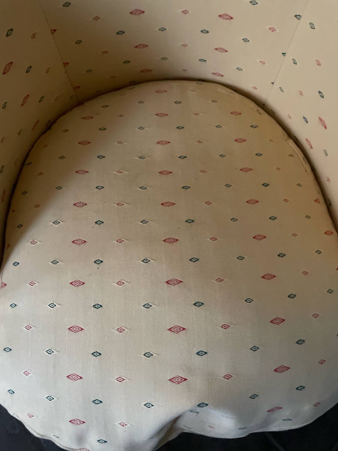 Armchair, toad, upholsterer, yellow patterned furniture and wood