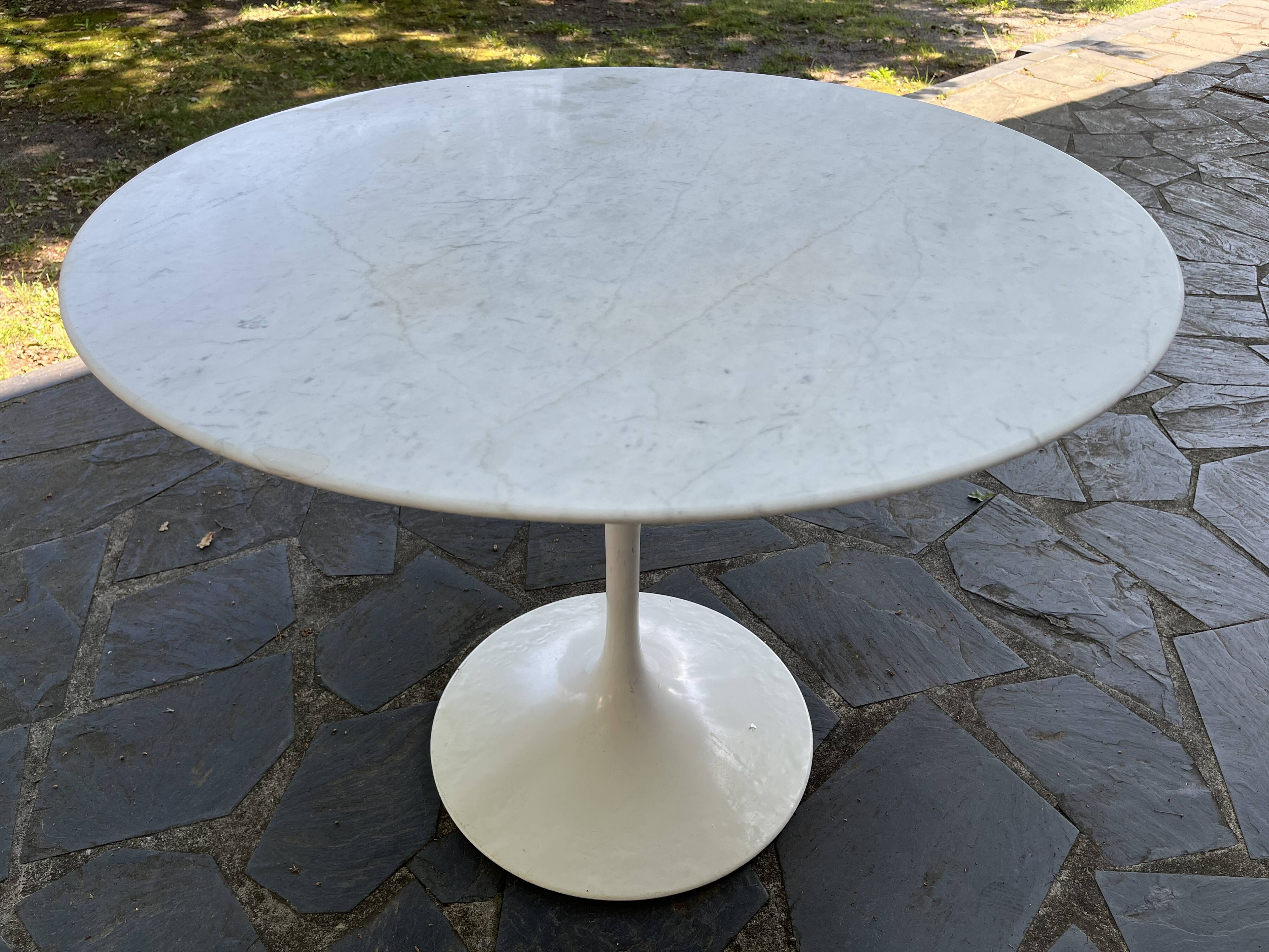 Marble Tulip table by Eero Saarinen for Knoll