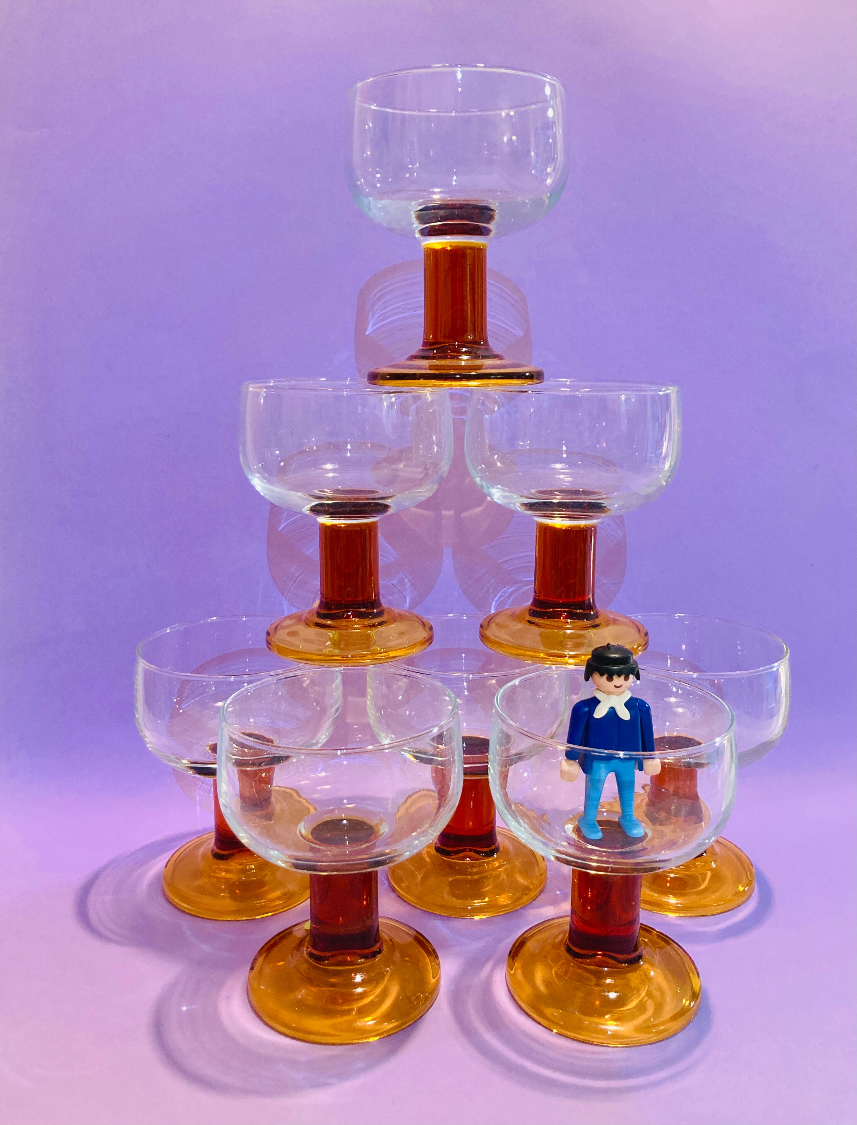 4 camel foot glasses from the 70s