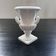 Vase blanc stylé Médicis