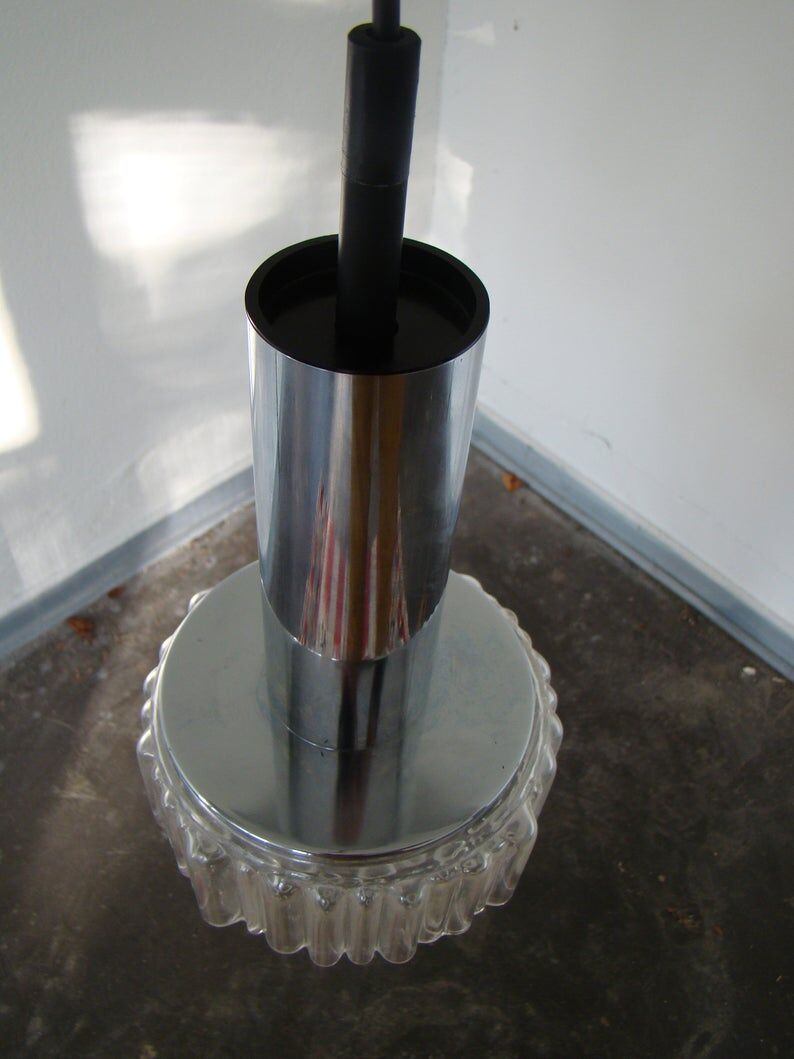 Vintage suspension by Staff