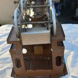 Locomotive copper red