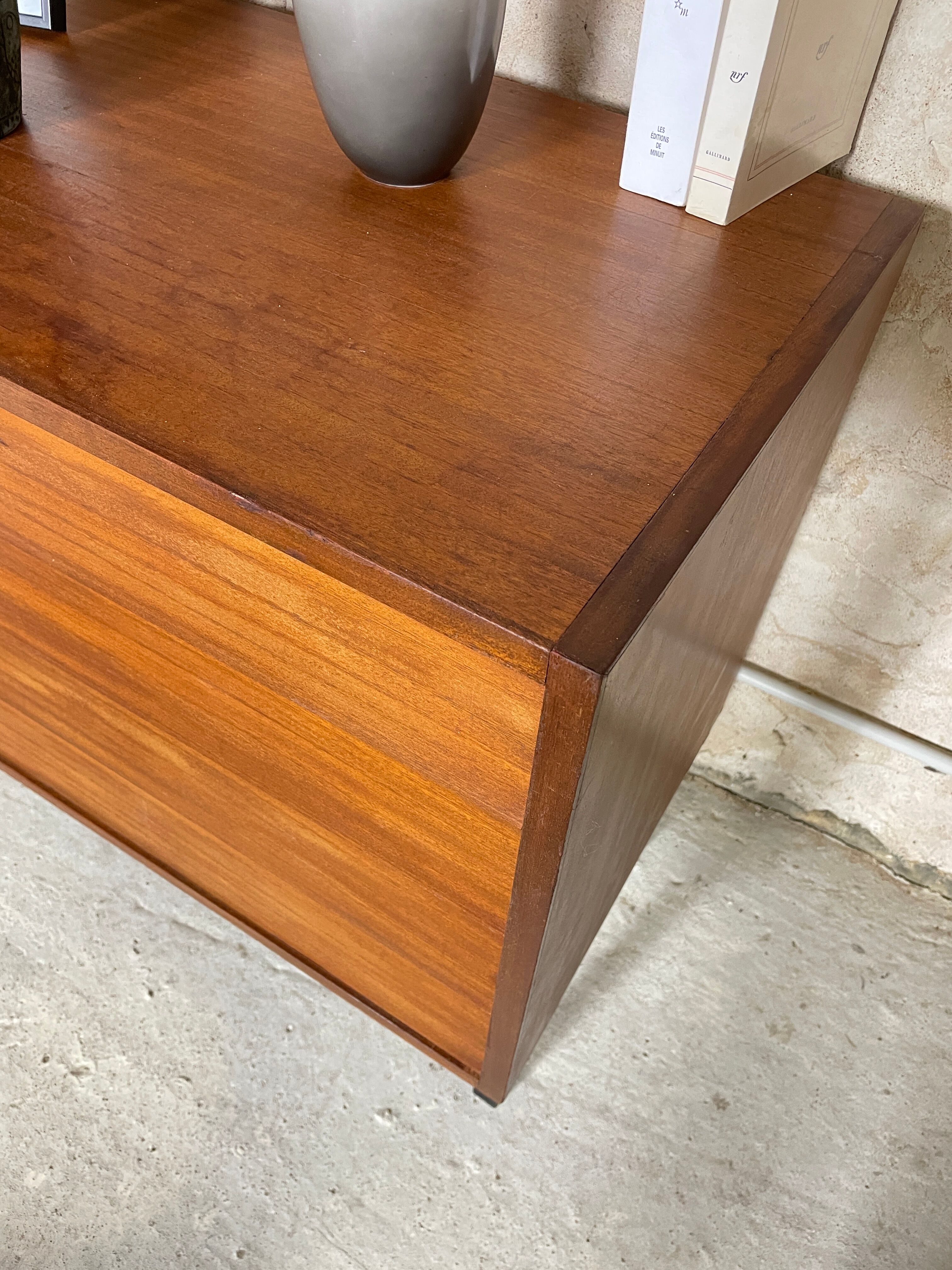 60s dresser three drawers