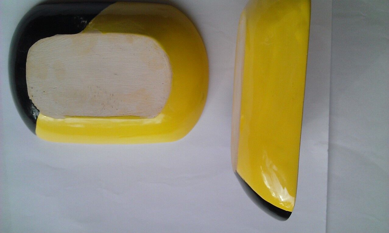 Pair of graphical cups