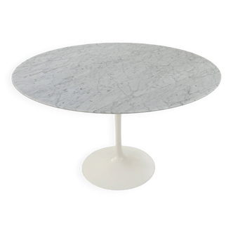Table à manger en marbre 120 cm Tulip par Eero Saarinen pour Knoll, 1970