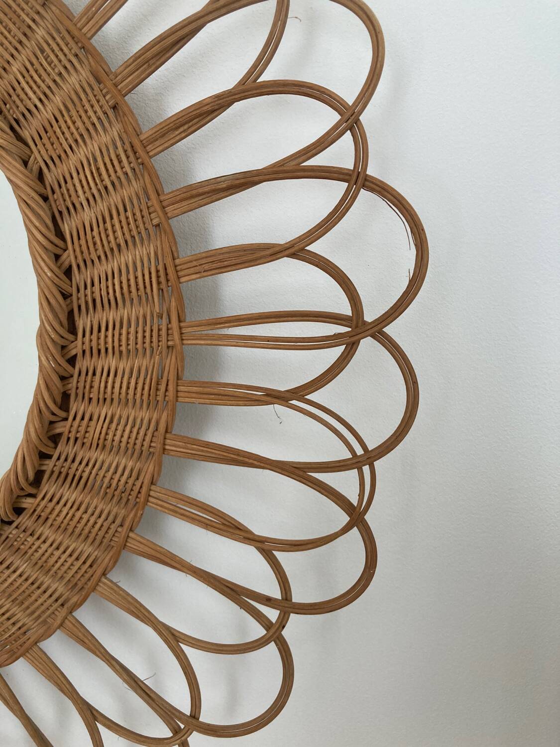 Miroir soleil vintage osier rotin