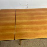 Formica table with extensions