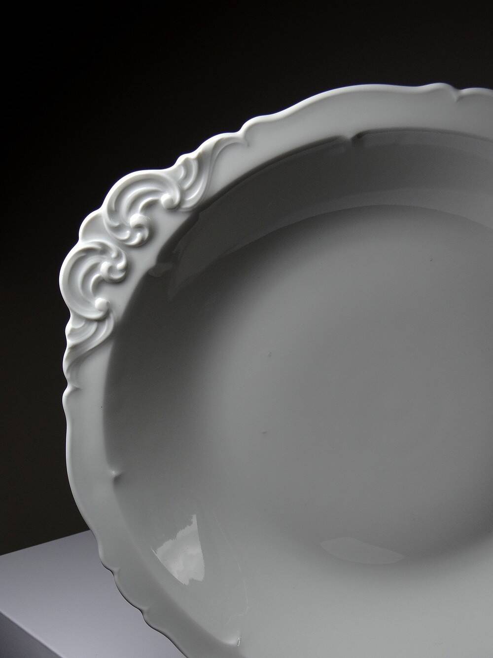 Large, hollow serving dish in fine white Limoges porcelain, vintage/antique