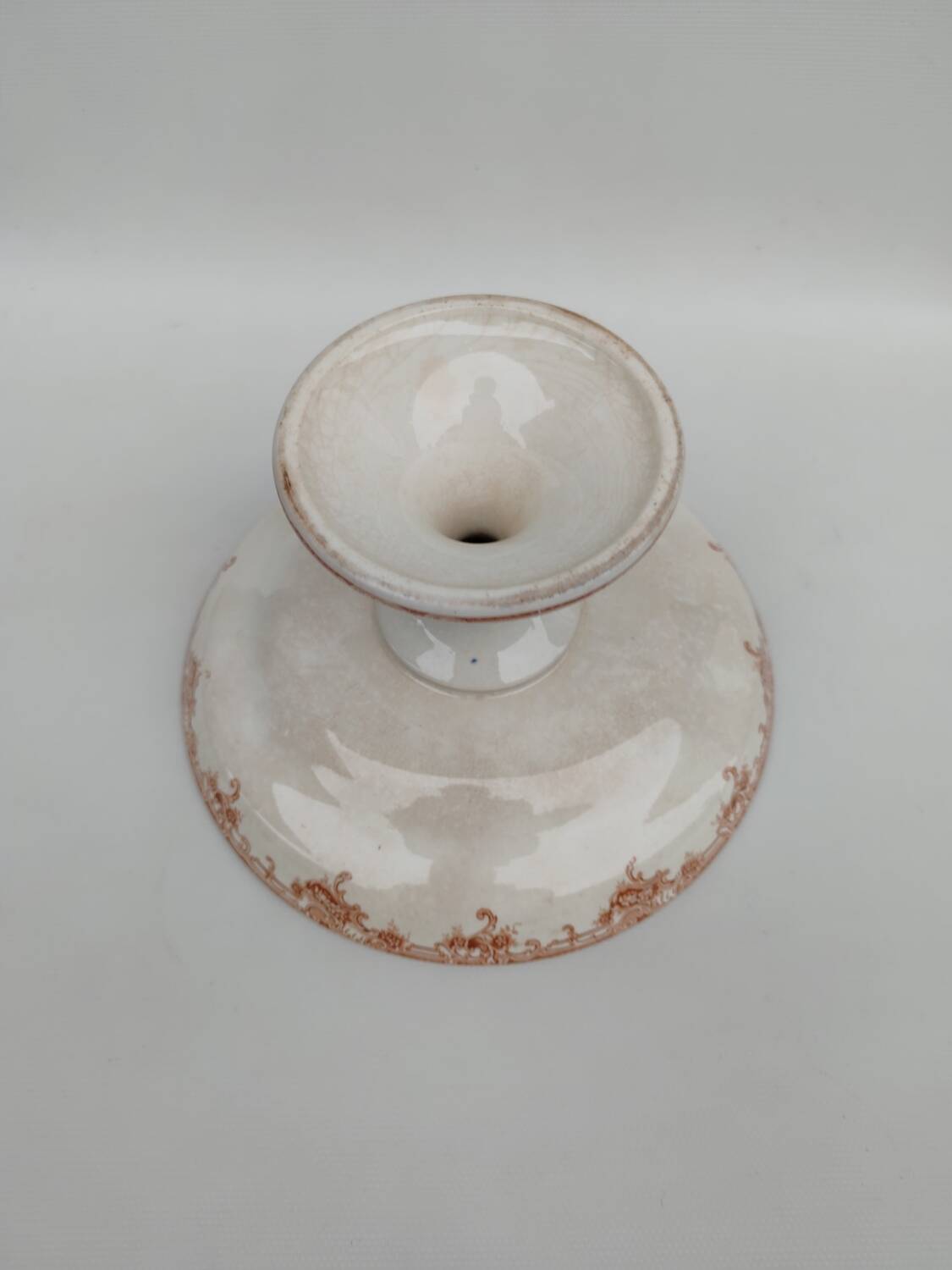 Earthenware bowl on pedestal by Boch Frères, iron earth, circa 1900.