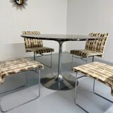 Old marble dining table with metal tulip base from the Italian design in the 60s