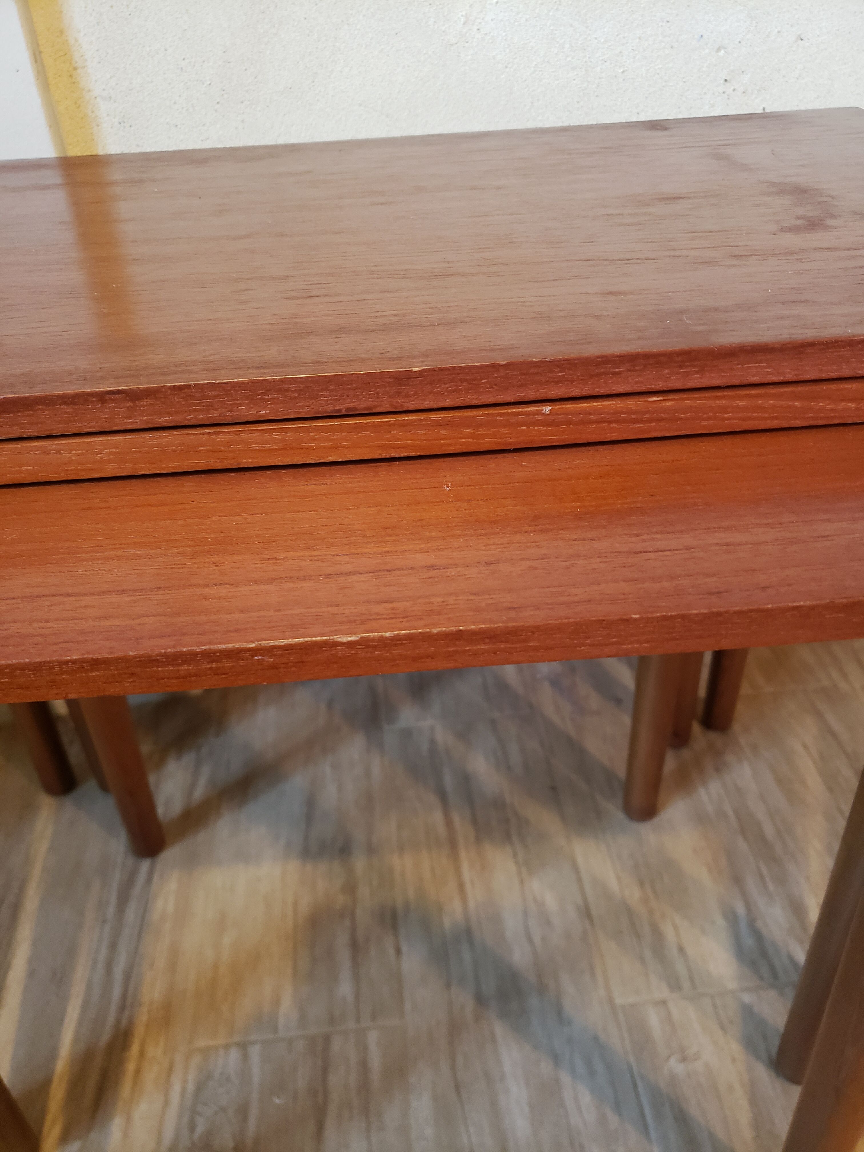 Scandinavian vintage gigognes tables