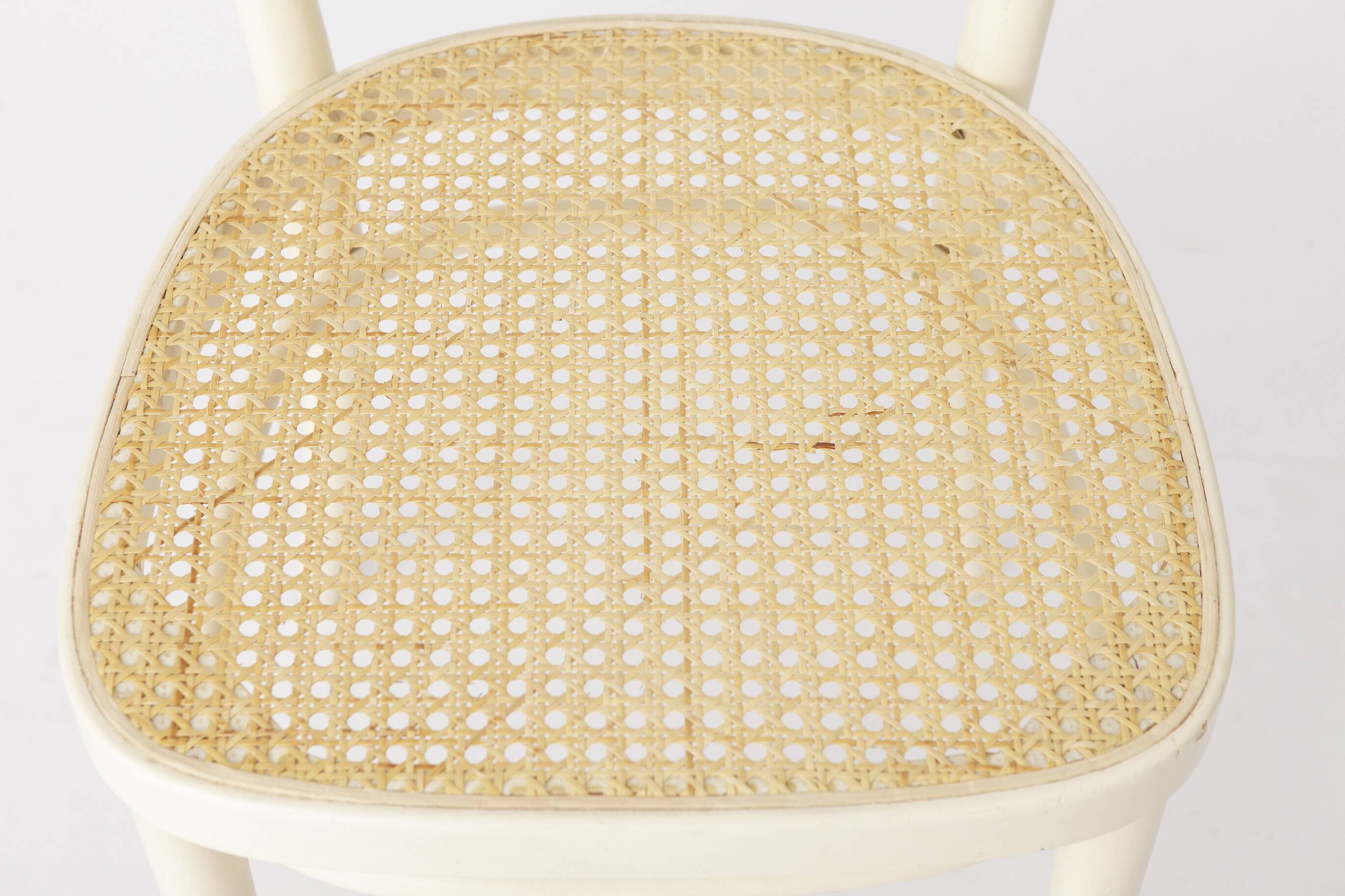 Vintage Bentwood Chair in the Style of Thonet Model 214, 1960s, Beechwood