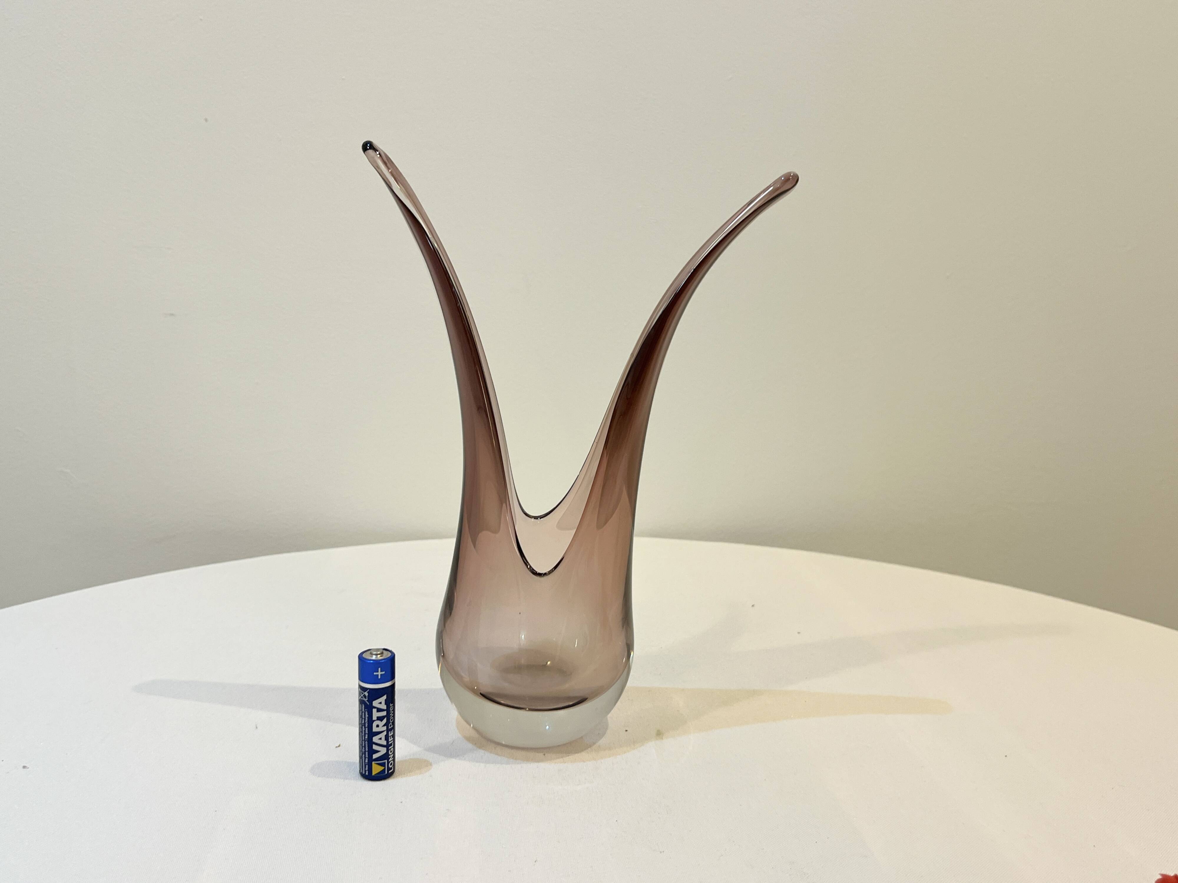 Vintage vase for ikebana or floral arrangement in amethyst crystal from VANNES ART FRANCE