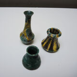 3 anciens vases soliflores en céramique signés
