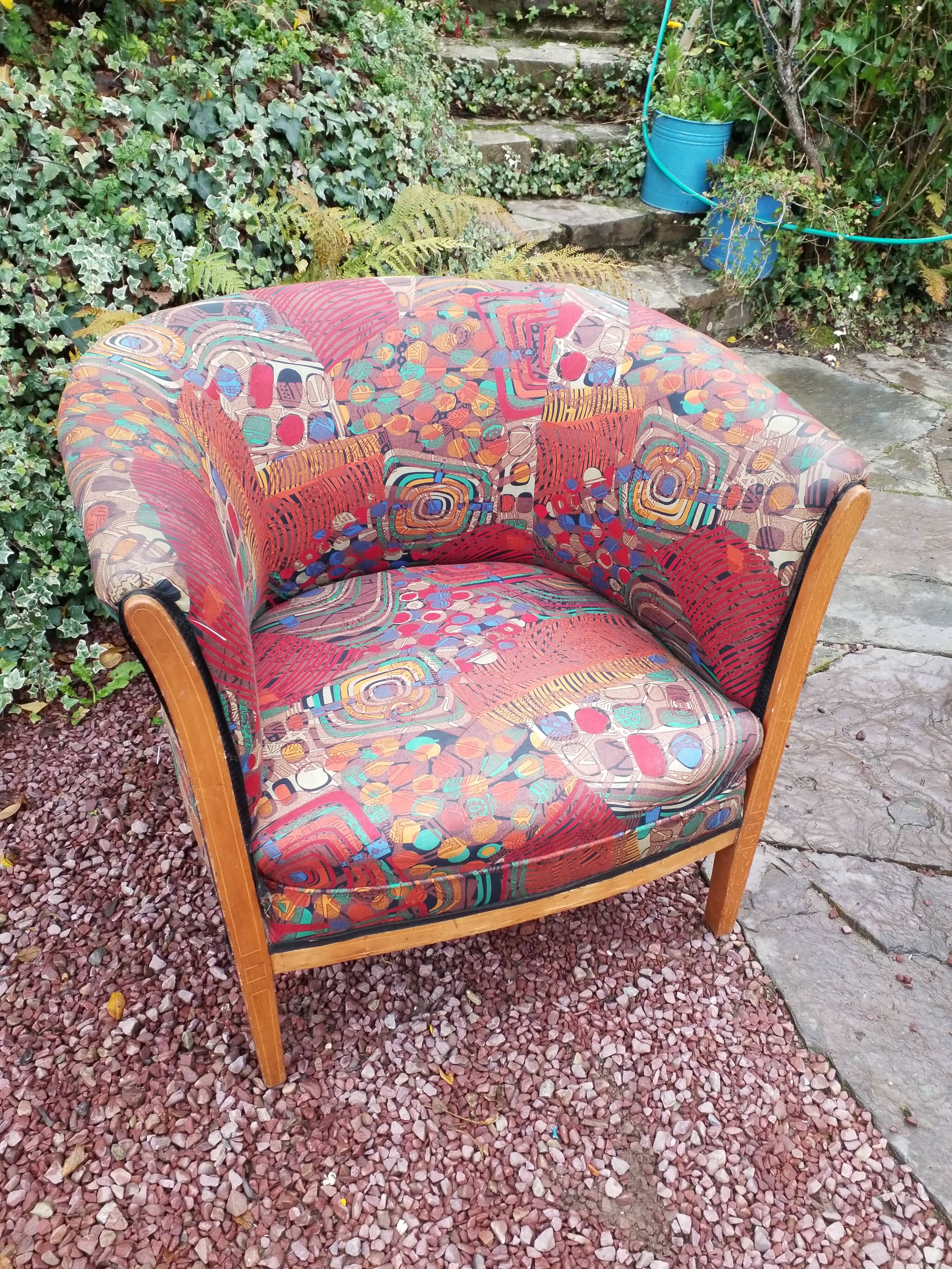 Un fauteuil crapauds