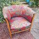 Un fauteuil crapauds