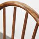 Ensemble de 8 chaises Windsor vintage en bois à dossier fuseau des années 1970