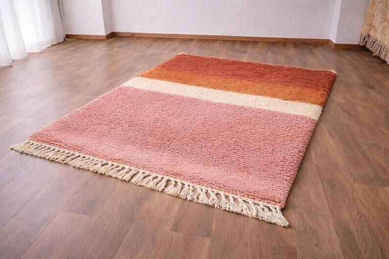 Traditional handmade pure wool Berber rug size 150/250 cm