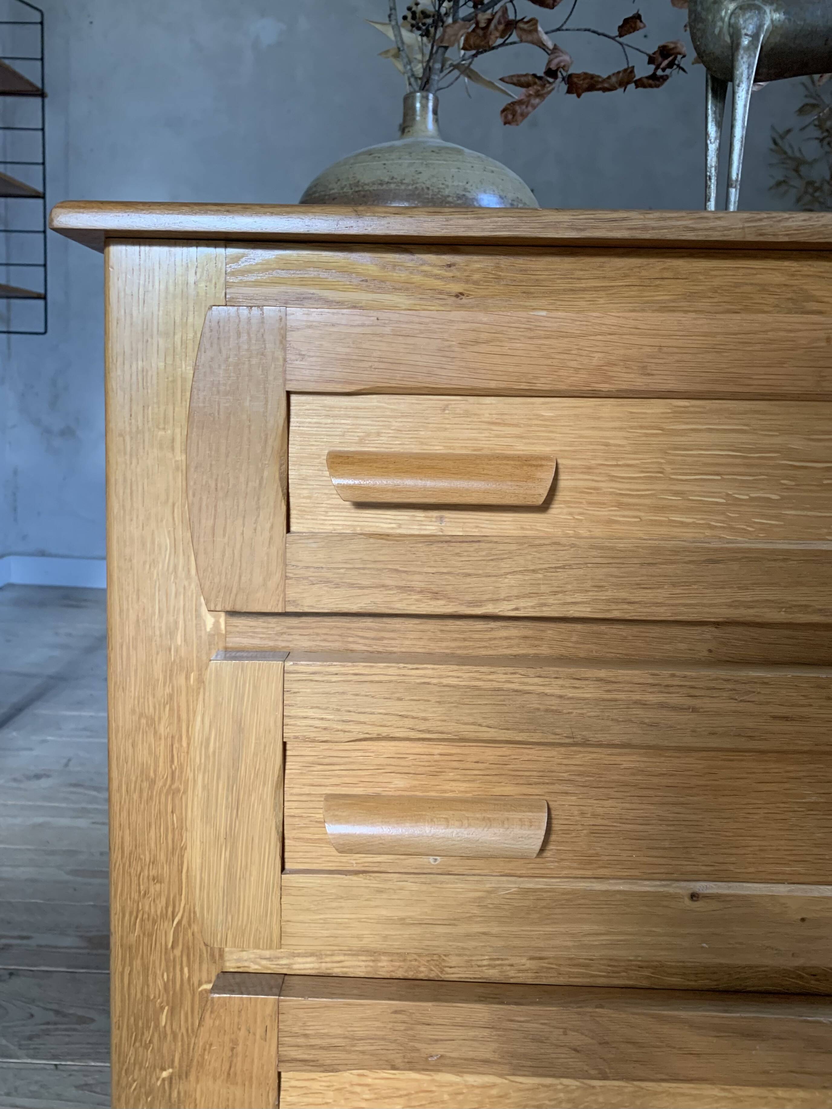 Vintage solid oak chest of drawers