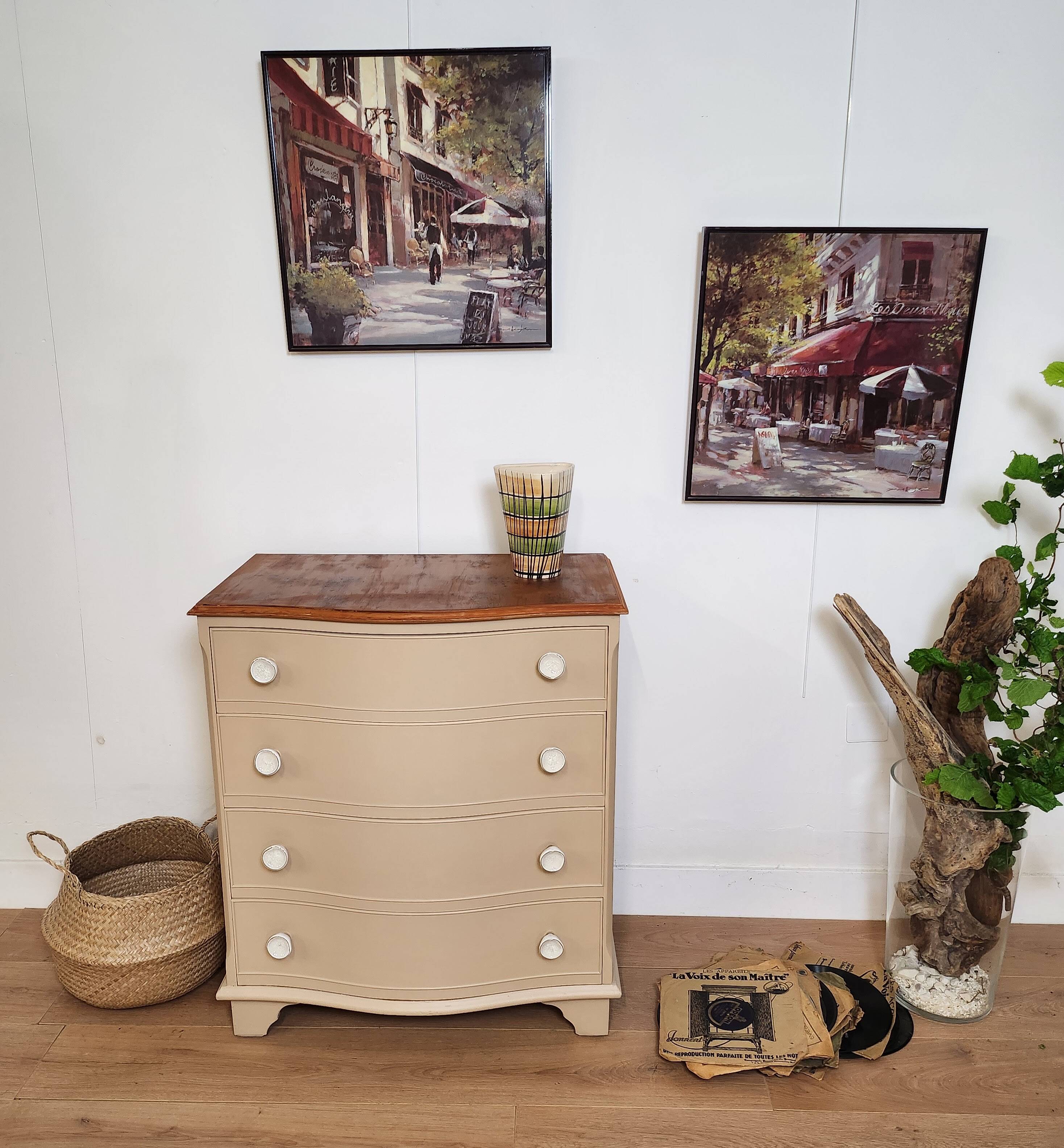 Chest of drawers with rounded front