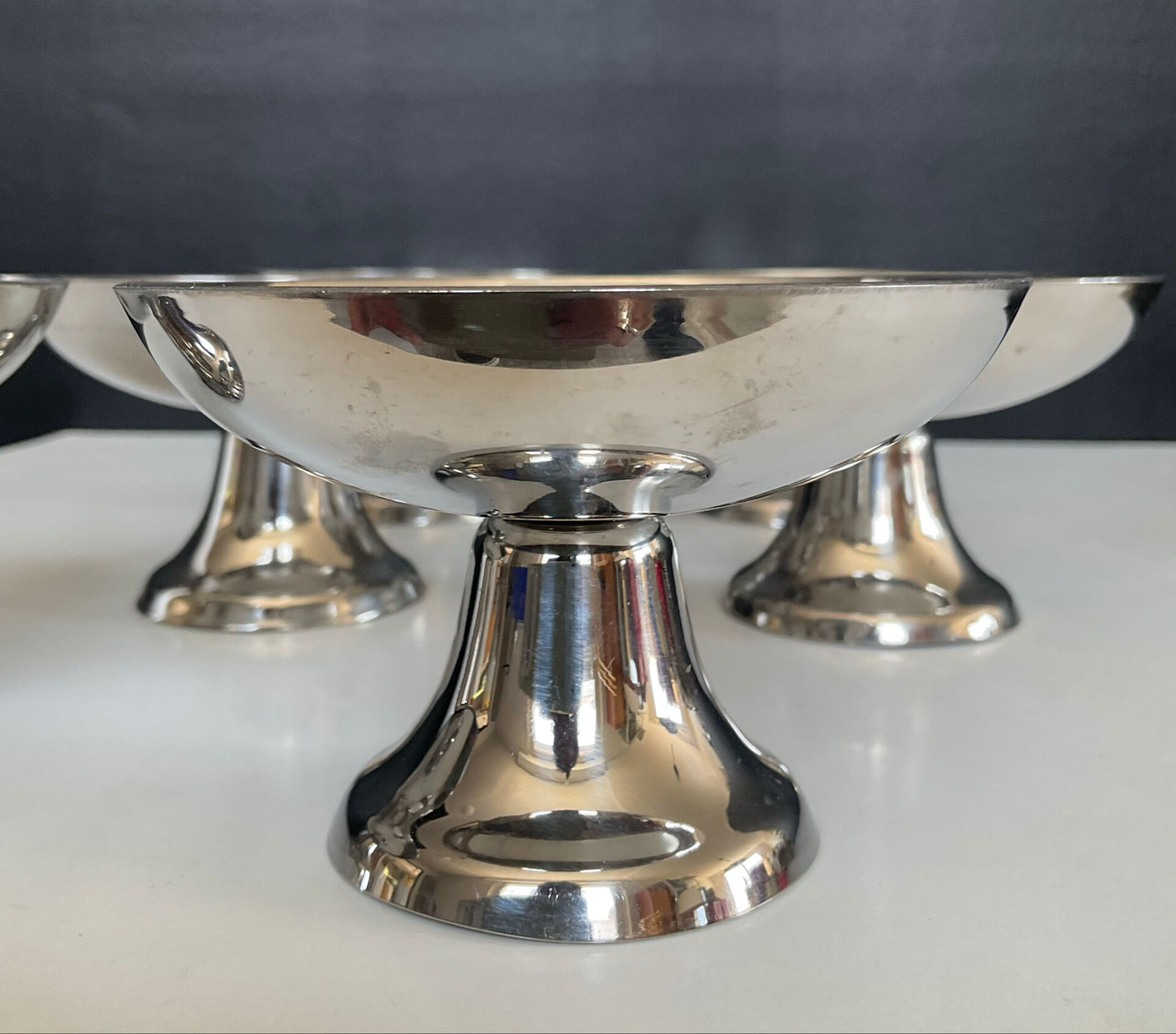 Set of 8 vintage stainless steel ice cream bowls