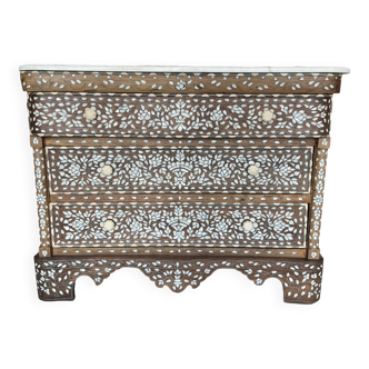 Belle commode syrienne