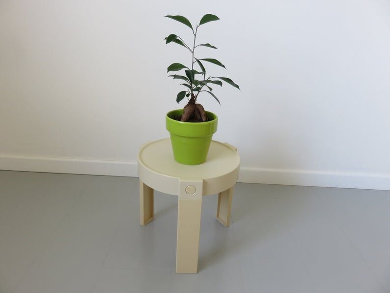 Série de 3 tables gigognes tripodes design Holland années 70