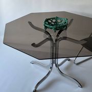 Table à manger en verre fumé et métal chromé 1970