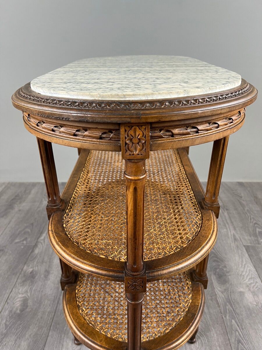 Table desserte de style Louis XVI en bois sculpté, marbre et cannage, XIXe Siècle