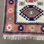 Handmade wool Oriental rug - 1.40m x 0.85m